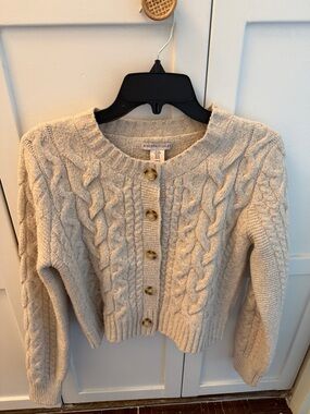 Sincerly Jules Cream Cable-Knit Button Cardigan size M